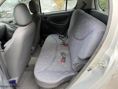 Yaris 2002 occasion 69580 Sathonay-Camp