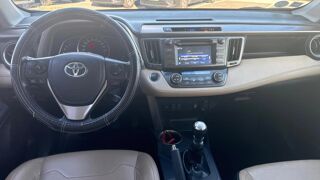 RAV 4 2.0 D4D CLUB EDITION BVM6 2015 occasion 60200 Compi&egrave;gne