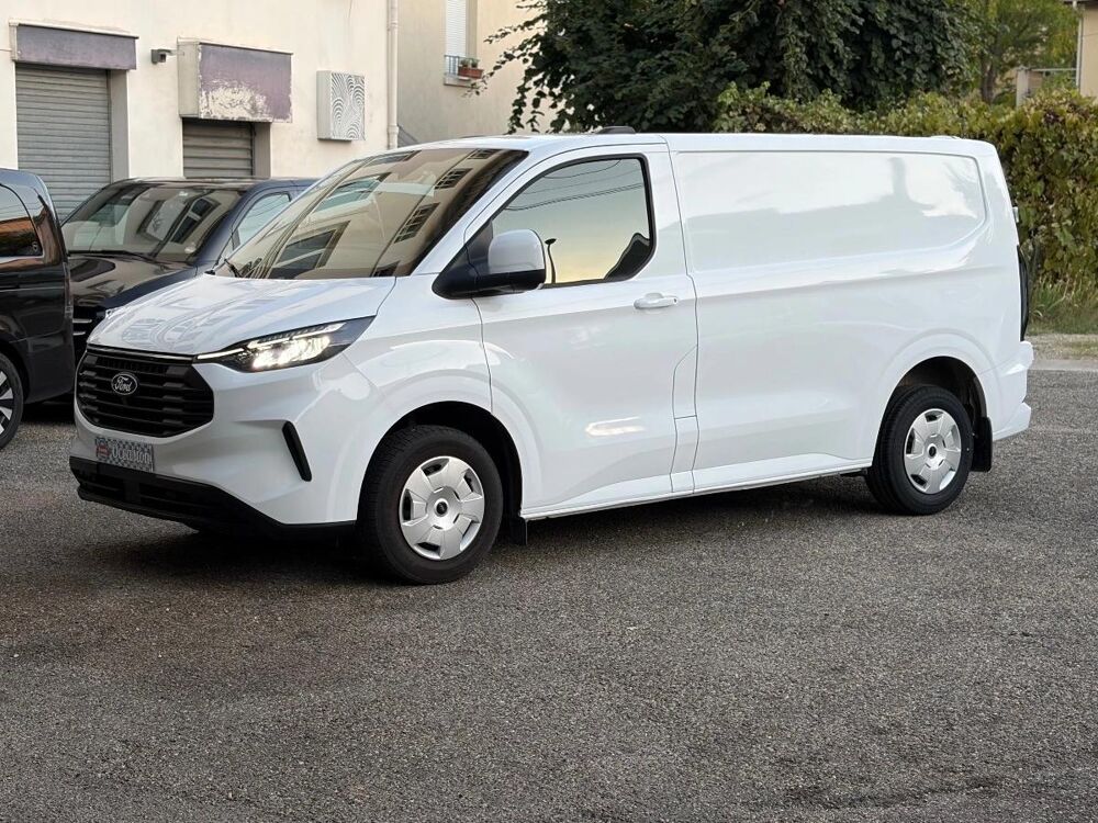 Transit Custom FOURGON 280 2.0 ECOBLUE 110 L1H1 COURT PC-TN TREND 2024 occasion 69003 LYON