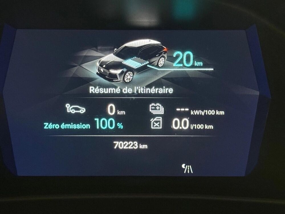 300 1.6 225H 180 PHEV HYBRID 13.2KWH PERFORMANCE LINE PLUS EAT B 2022 occasion 78410 Aubergenville