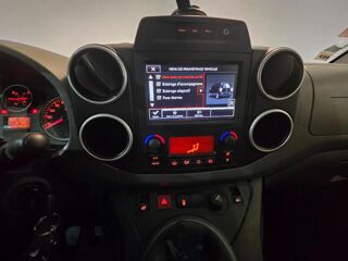 Berlingo (II) MULTISPACE 1.2L 110ch FEEL 2016 occasion 17000 La Rochelle