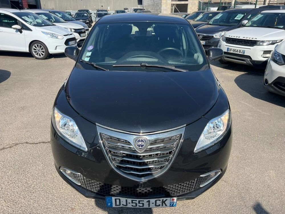 Ypsilon 2014 occasion 78310 Coigni&egrave;res