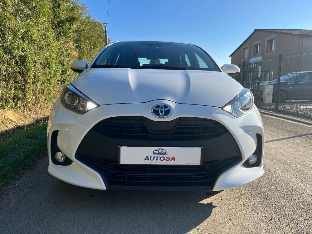 Yaris 1.5 114H 90 HYBRID FULL-HYBRID 0.8KWH FRANCE BUSINESS BVA 2022 occasion 31780 Castelginest