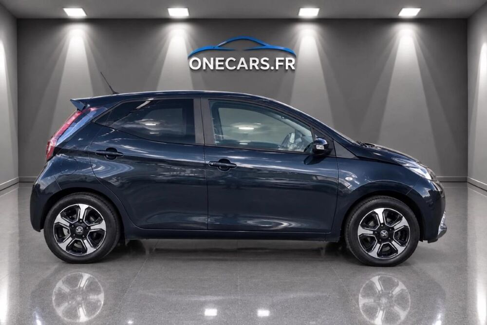 Aygo 1.0 VVTI 70 X-WAVE 2017 occasion 77700 SERRIS