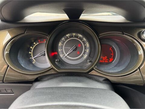 C3 GENERATION-II 1.6 E-HDI 90 CONFORT 2011 occasion 69700 Givors