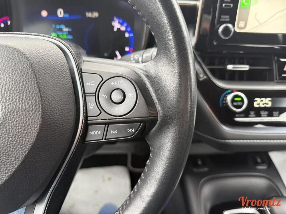 Corolla 1.8 122H 100 HYBRID FULL-HYBRID DYNAMIC BUSINESS BVA 2019 occasion 37510 Ballan-Mir&eacute;