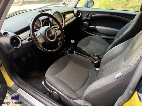 MINI COUPE 2010 occasion 69580 Sathonay-Camp