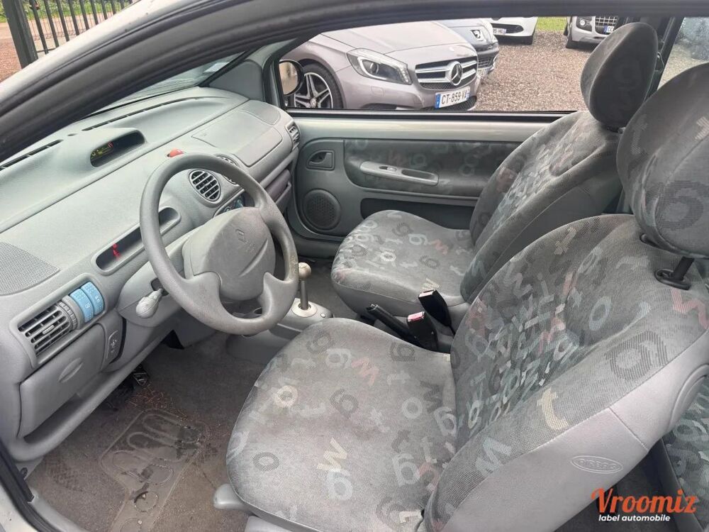 Twingo 1.2 GENERATION BVA 2005 occasion 89340 Villeneuve-la-Guyard