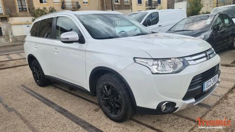 Outlander 2.2 DID 150 INSTYLE 4WD BVA 2015 occasion 57130 ARS-SUR-MOSELLE
