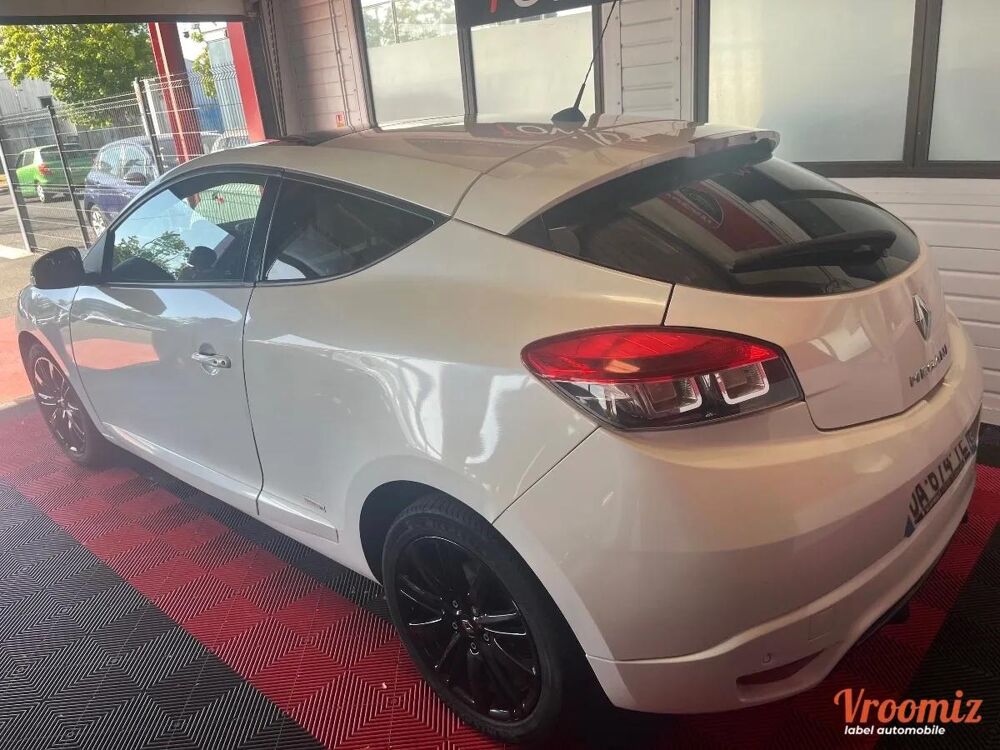 M&eacute;gane COUPE 1.6 DCI 130 ENERGY MONACO GP 2013 occasion 41000 Blois