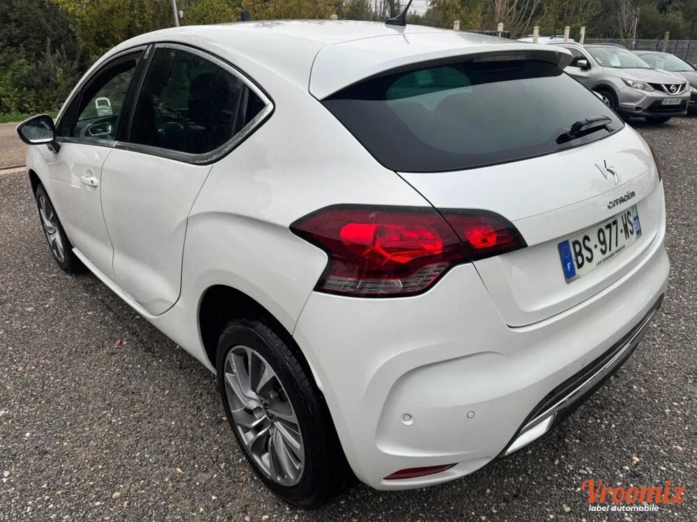 DS4 1.6 HDI 110 SOCHIC 2012 occasion 89340 Villeneuve-la-Guyard