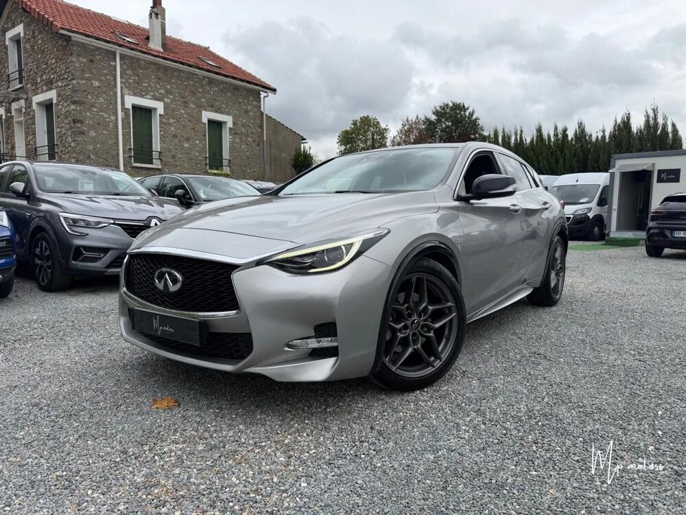 Q30 2018 occasion 78690 LES ESSARTS LE ROI