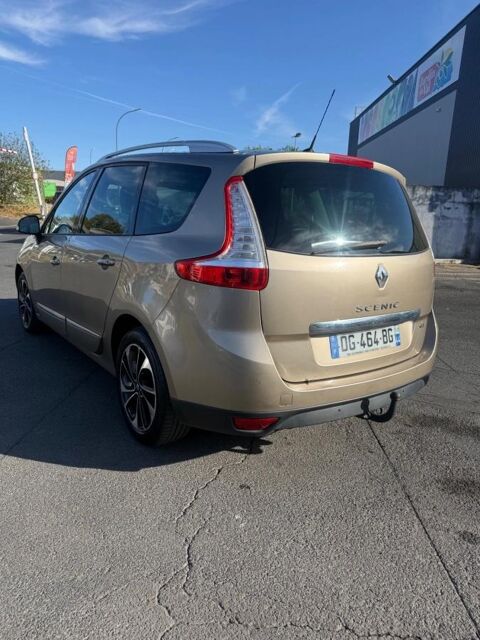 Grand scenic IV 1.5 DCI 110 BOSE 2014 occasion 78500 SARTROUVILLE