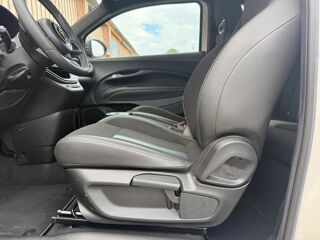 500 CABRIOLET ELECTRIC 155 64PPM 42KWH SCORPIONISSIMA BVA 2024 occasion 33260 La Teste-de-Buch