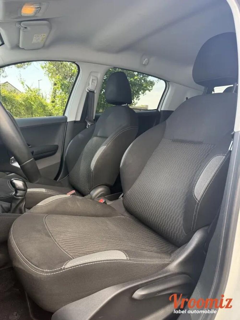 208 GENERATION-I 1.2 PURETECH 80 ACTIVE 2016 occasion 94520 P&eacute;rigny