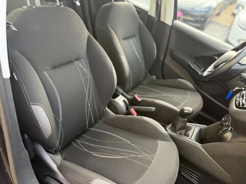 208 GENERATION-I 1.4 HDI 70 ACTIVE 2012 occasion 78630 Orgeval
