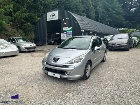 Peugeot 207 1.4 HDi 70cv Premium 2&egrave;me main
