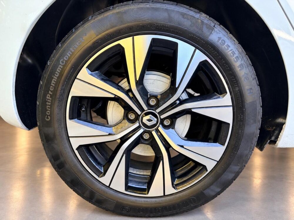 Clio 2023 occasion 78320 Le Mesnil-Saint-Denis