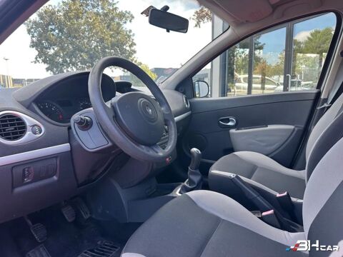 Clio 1.2 75 AUTHENTIQUE 2011 occasion 33980 Audenge