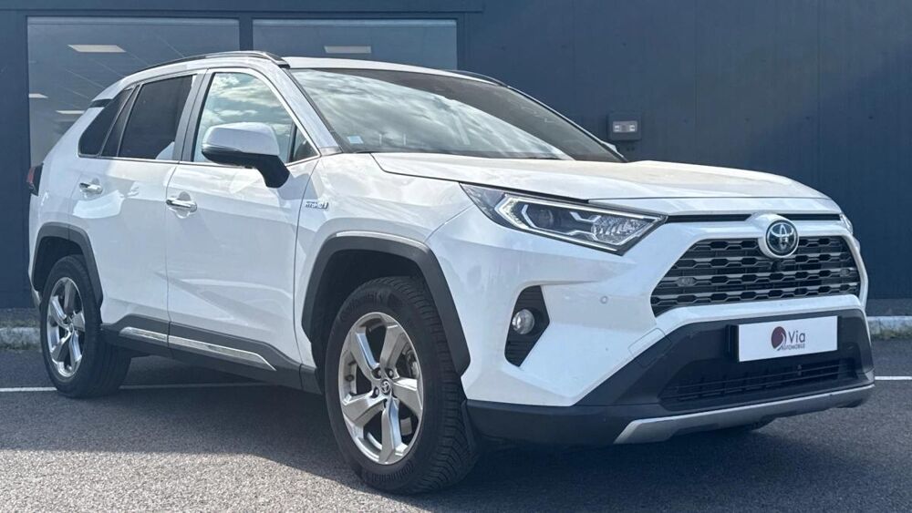 RAV 4 Lounge 2WD / Suivi complet Toyota 2019 occasion 60200 Compi&egrave;gne