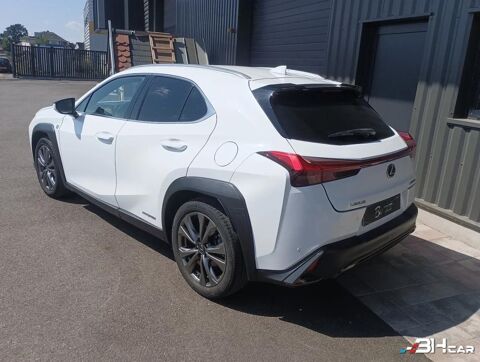 UX 2.0 250 H 184H 150 HEV 1.4KWH F-SPORT EXECUTIVE 2WD BVA 2021 occasion 67500 Haguenau