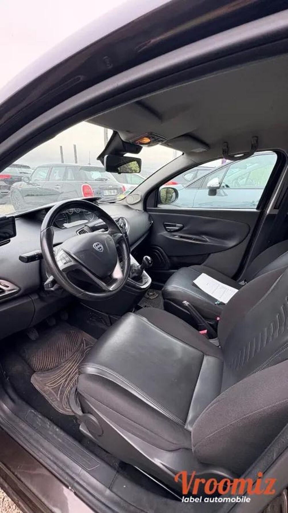 Ypsilon 1.3 MULTIJET 95 BLACK RED START-STOP 2011 occasion 78490 Galluis