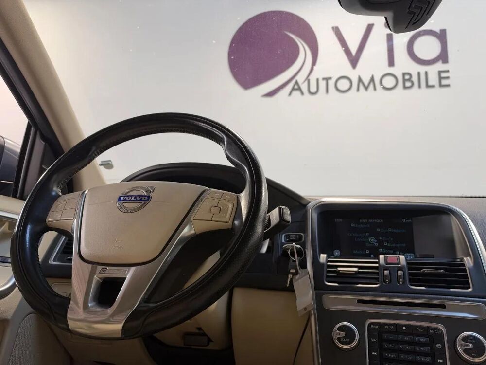 XC60 D4 Momentum Business 2WD 2016 occasion 62400 B&eacute;thune
