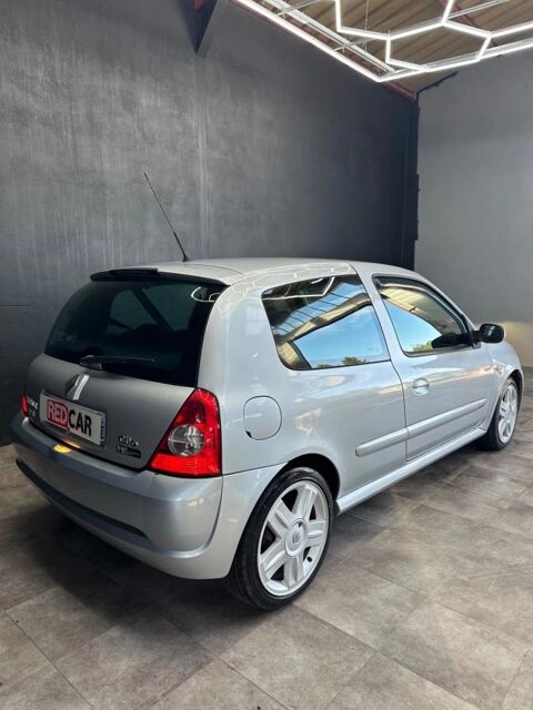 Clio 2.0 170 RS 2003 occasion 43000 Le Puy-en-Velay