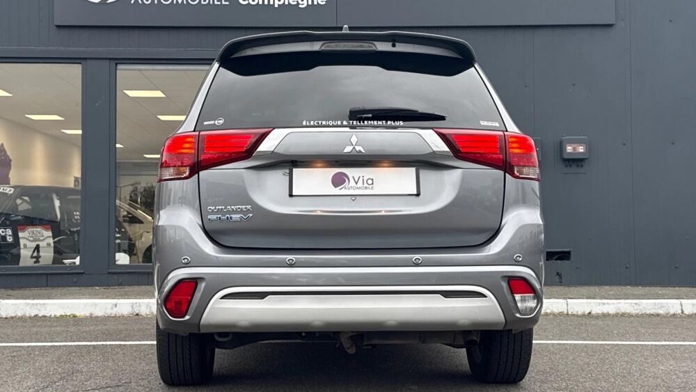 Outlander 2.4 PHEV PHEV Intro Edition 4WD 2020 occasion 60200 Compi&egrave;gne
