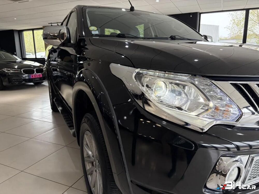 L200 DOUBLE CAB 2.4 DID 180 INSTYLE 4WD BVA 2016 occasion 45450 Fay-aux-Loges