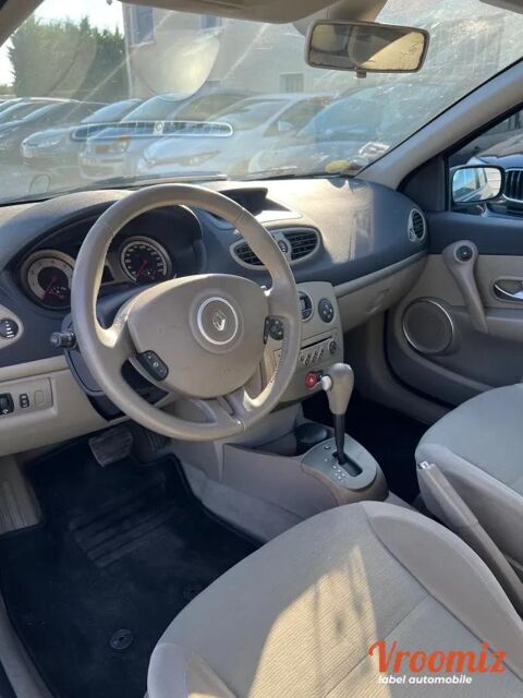 Clio 1.6 110 LUXE PRIVILEGE 2006 occasion 69230 SAINT PRIEST