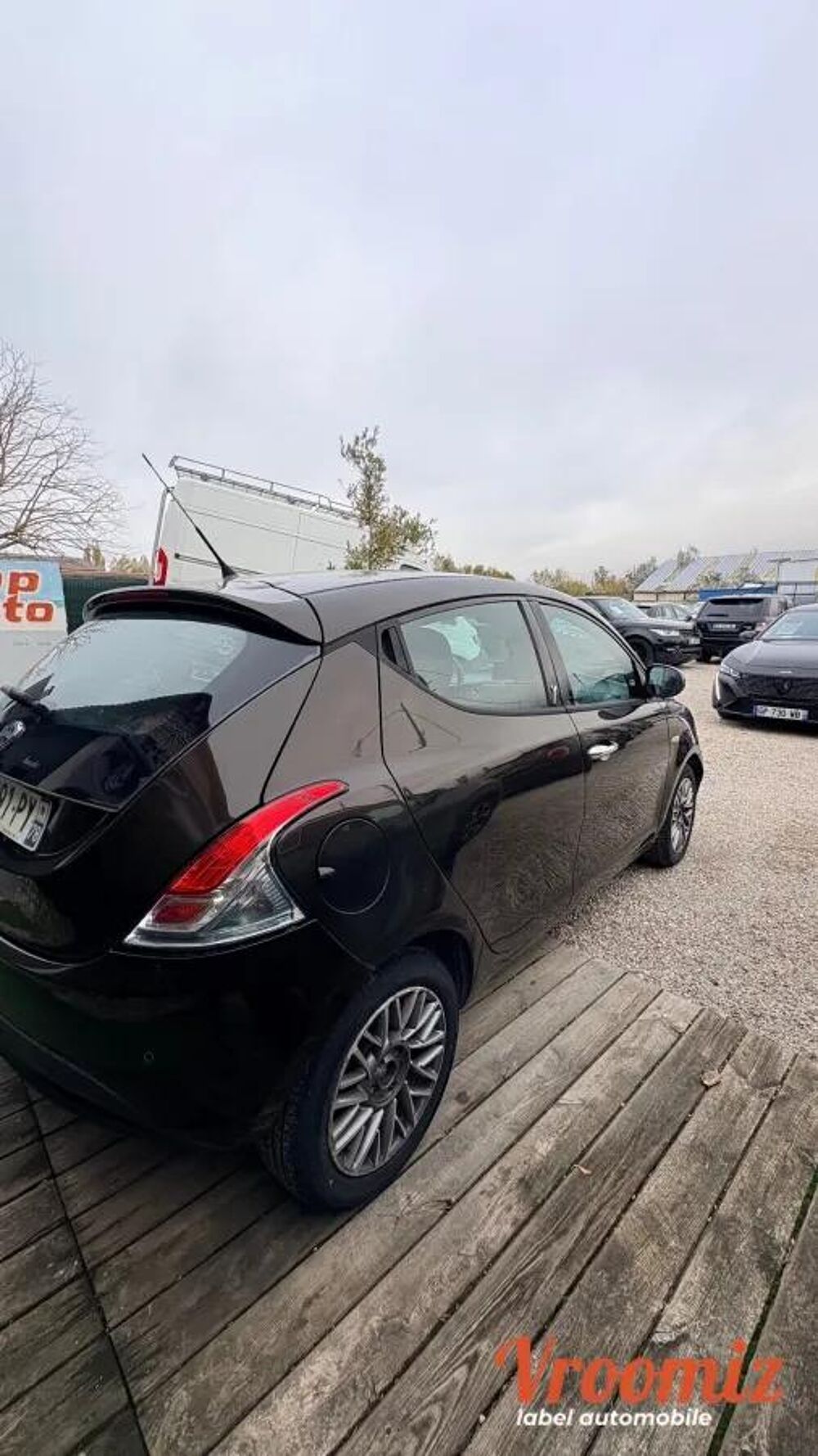 Ypsilon 1.3 MULTIJET 95 BLACK RED START-STOP 2011 occasion 78490 Galluis
