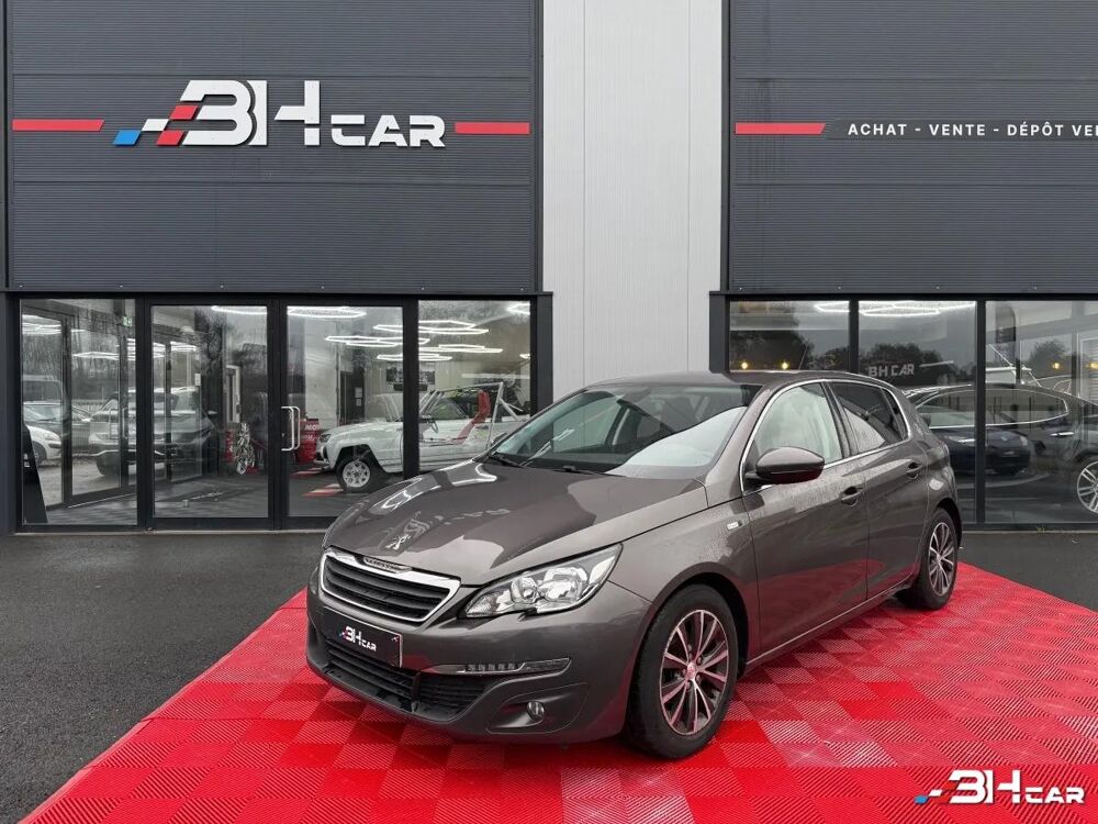 308 GENERATION-II 1.2 PURETECH 110 ALLURE START-STOP 2015 occasion 33980 Audenge