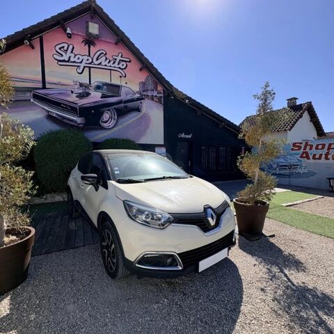 Captur 0.9 TCE 90 ENERGY HELLY HANSEN START-STOP 2015 occasion 78490 Galluis