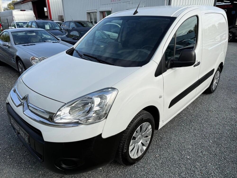 Berlingo GENERATION-II FOURGON 1.6 BLUEHDI 75 BUSINESS 2015 occasion 45560 Saint-Denis-en-Val