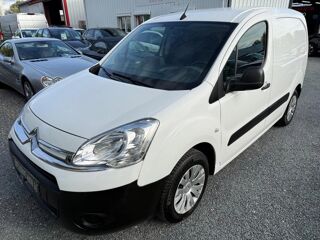 Berlingo GENERATION-II FOURGON 1.6 BLUEHDI 75 BUSINESS 2015 occasion 45560 Saint-Denis-en-Val