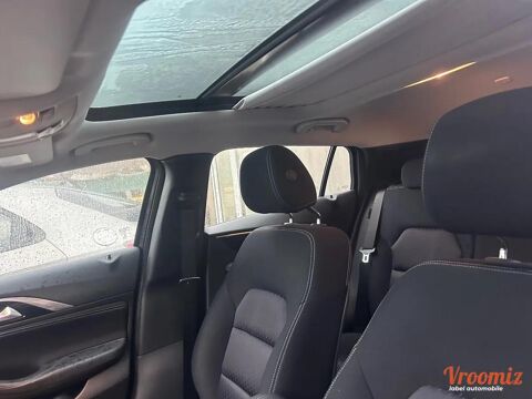 Q30 2.2 D 170 LUXE DCT BVA 2018 occasion 69150 D&eacute;cines-Charpieu
