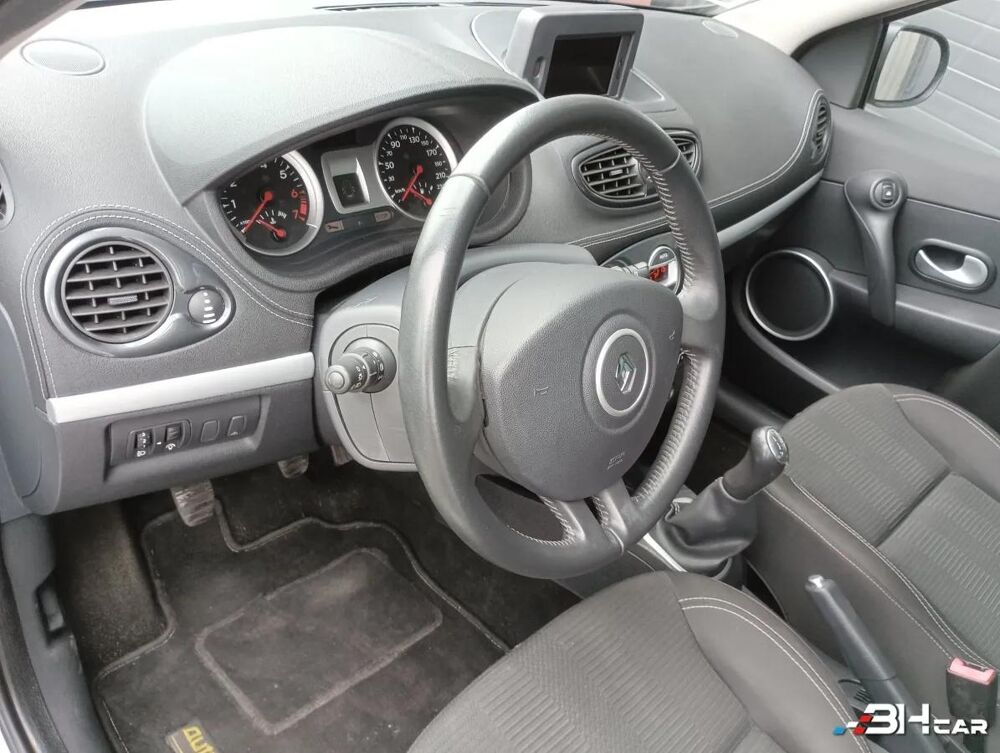 Clio 1.2 TCE 105 EVOLUTION 2011 occasion 67500 Haguenau