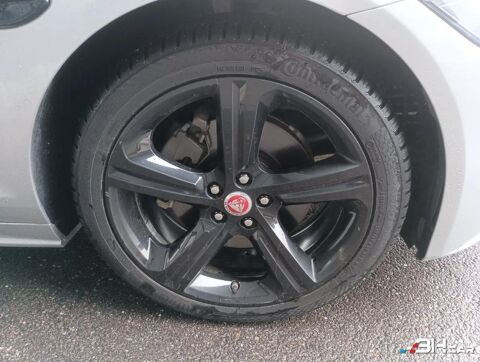XF 2.0 D240 240 R-SPORT AWD BVA 2018 occasion 67500 Haguenau