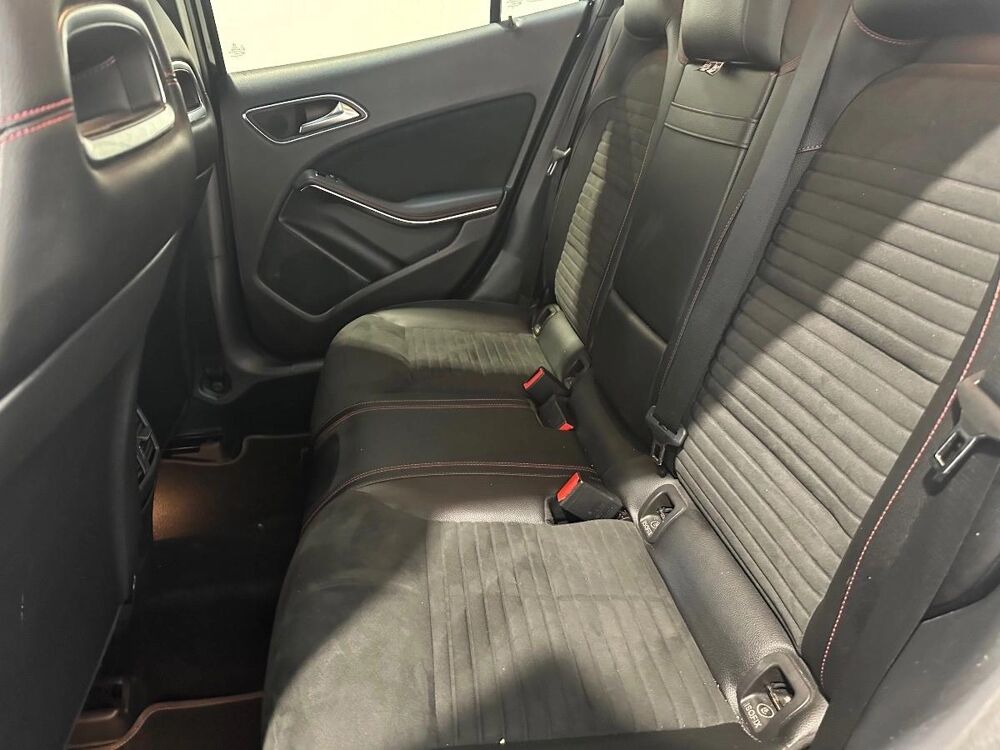 Classe GLA 200 CDI GLA 200 CDI / d (156.908) 2018 occasion 59494 Petite-For&ecirc;t