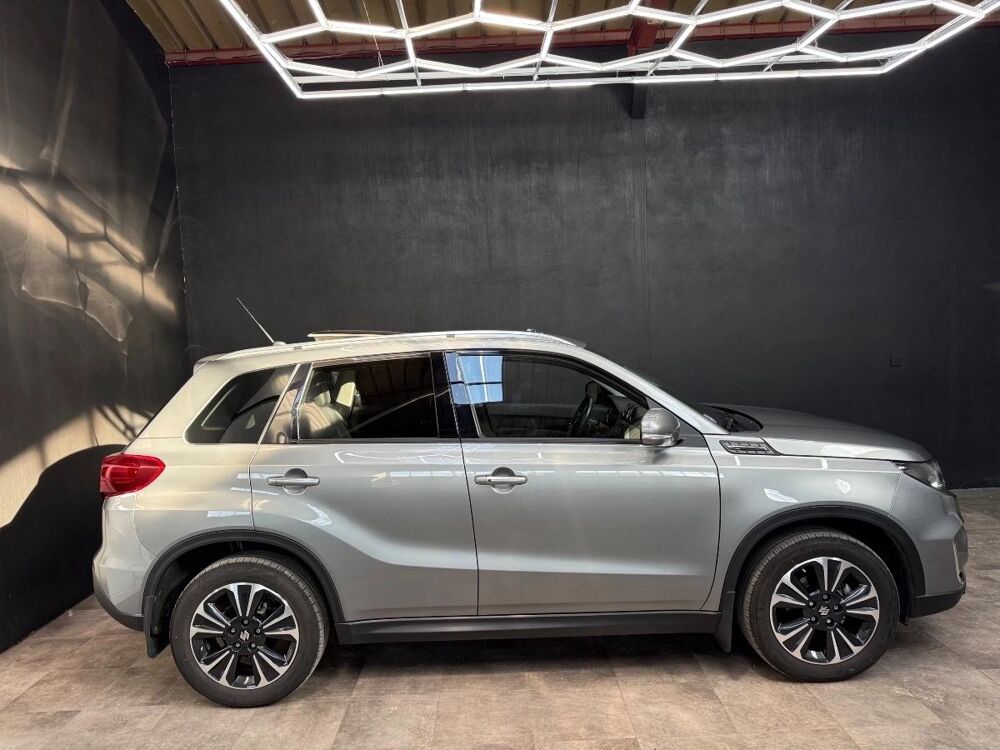 Vitara 1.5 DUALJET 115H 100 FULL-HYBRID HYBRID 0.8KWH STYLE ALLGRIP 2024 occasion 43000 Le Puy-en-Velay