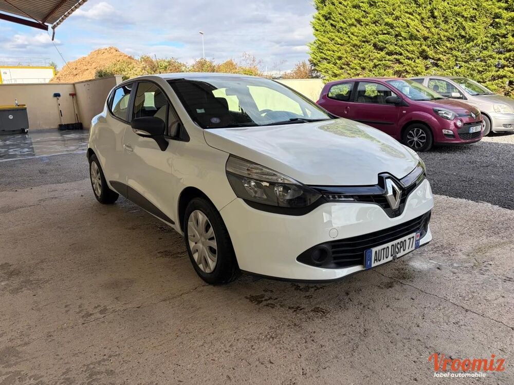 Clio 1.2 75 LIFE 2016 occasion 77250 &Eacute;cuelles