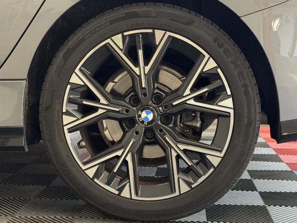S&eacute;rie 1 1.5 120 170H 155 MHEV HYBRID 48VOLT M-SPORT DESIGN DKG BVA 2024 occasion 37550 SAINT AVERTIN