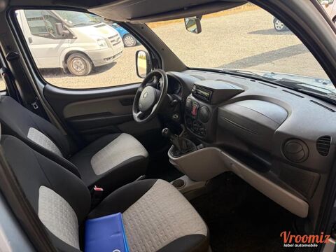 Doblo COMBI 1.9 MJT 120 FAMILY 2009 occasion 77250 &Eacute;cuelles