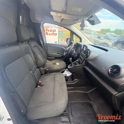 Citan fourgon FOURGON 1.5 109 CDI 95 FIGHTER 2022 occasion 78490 Galluis