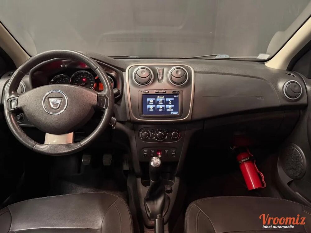 Sandero 1.5 DCI 90 LAUREATE 2013 occasion 29900 Concarneau