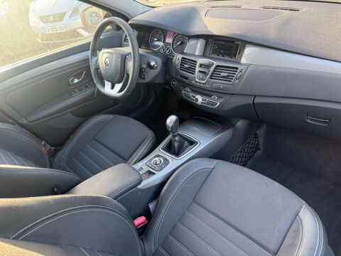 Laguna 1.5 DCI 110 PRIVILEGE 2011 occasion 89340 Villeneuve-la-Guyard