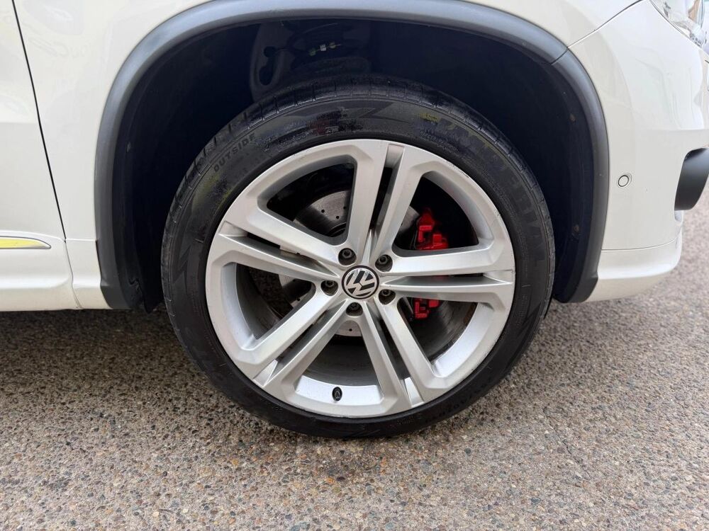 Tiguan 2.0 TDI 175 BLUEMOTION SPORT LINE 4MOTION DSG BVA 2013 occasion 78630 Orgeval