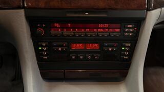 S&eacute;rie 7 E38 730i V8 218ch BVM 1995 occasion 91380 Chilly-Mazarin