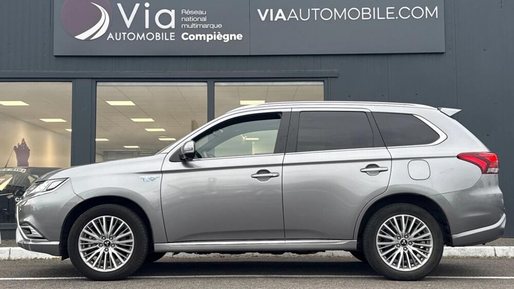 Outlander 2.4 PHEV PHEV Intro Edition 4WD 2020 occasion 60200 Compi&egrave;gne
